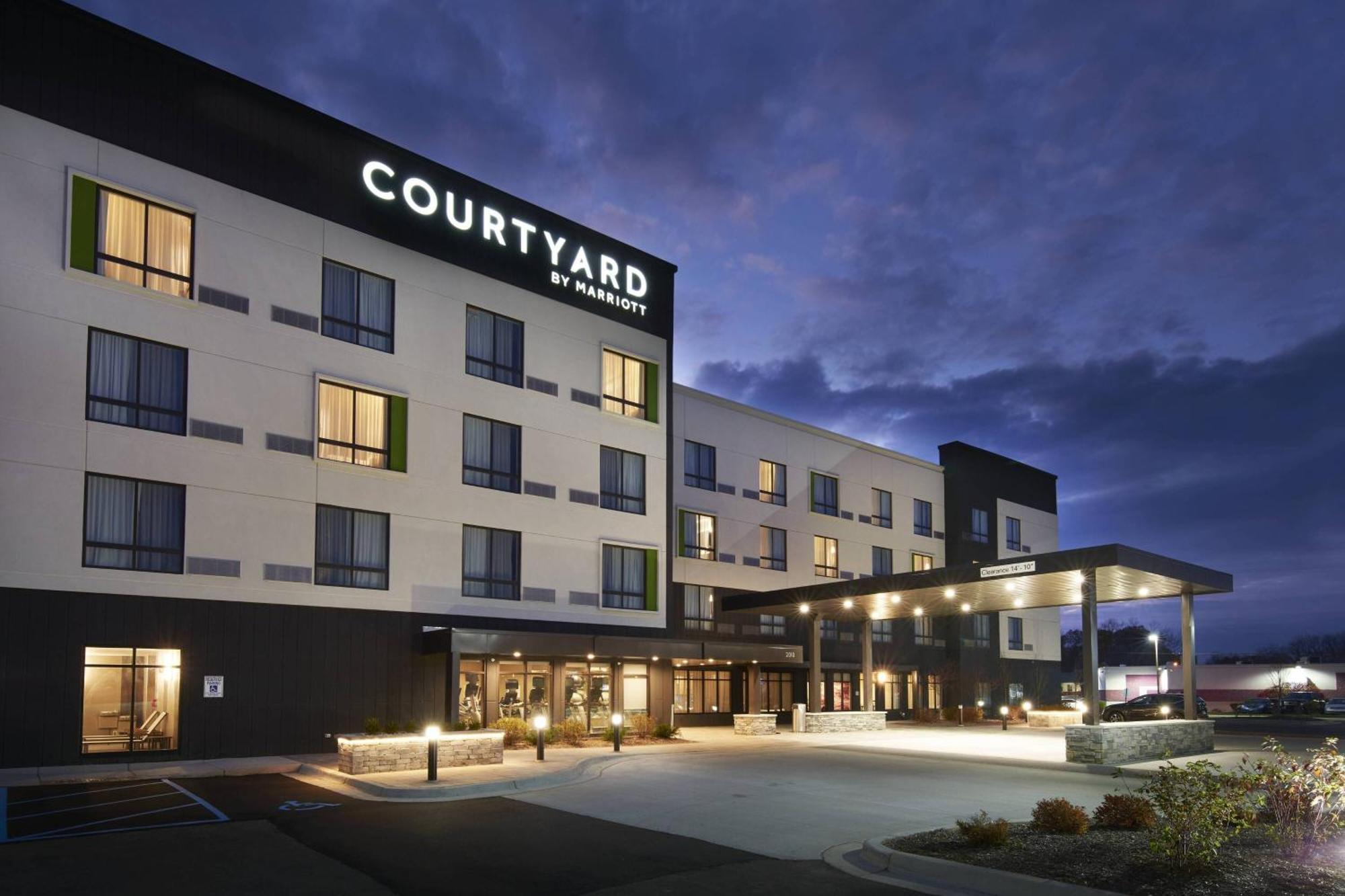 Courtyard By Marriott Jackson Hotel Екстериор снимка